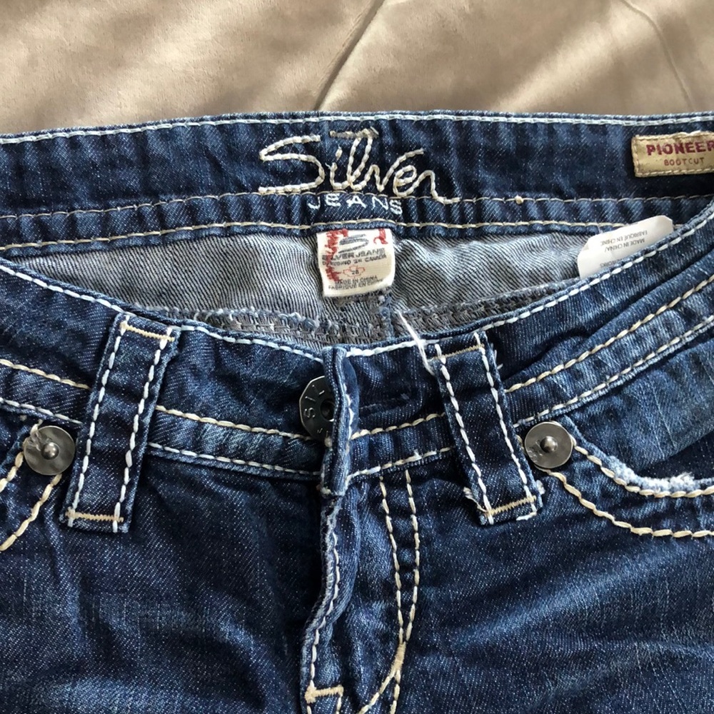 Silver boot cut jean size 28 - Picture 2 of 5